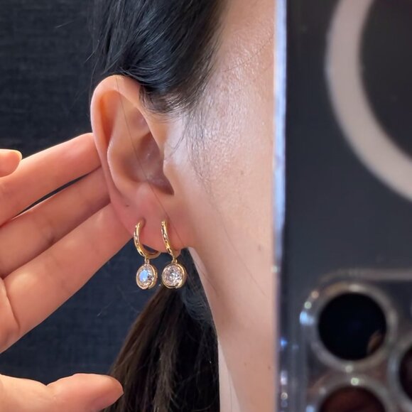 APM Monaco Eclat Gold Circle Earrings - Picture 7 of 7